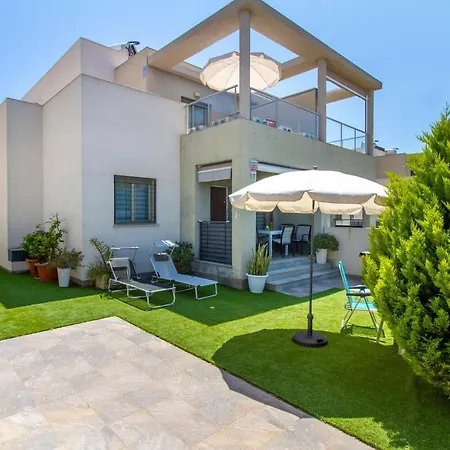 Stunning In With Swimming Pool Σπίτι διακοπών